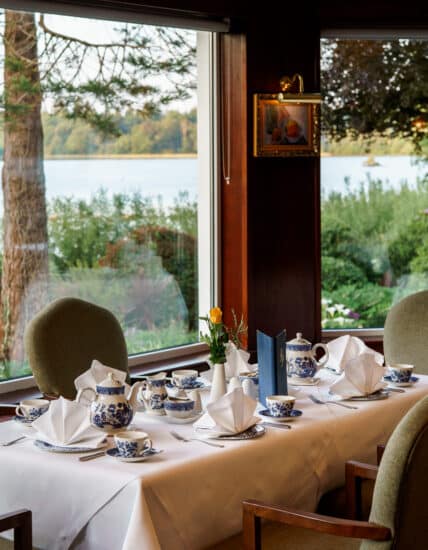 Lakeside Restaurant Harvey's Point (40)